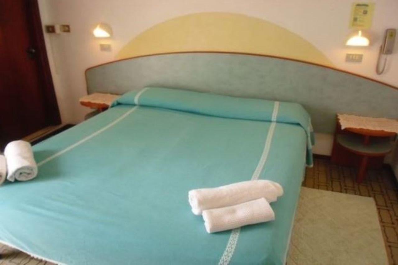 Hotel Alfredo'S Rimini Eksteriør bilde